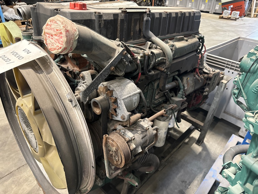 VOLVO D12D / 420 HP - מנוע עבור משאית: תמונה 3 VOLVO D12D / 420 HP - מנוע עבור משאית: תמונה 3