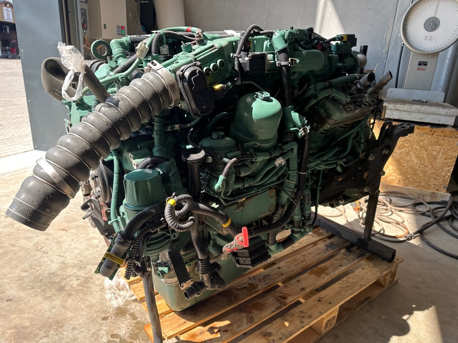 VOLVO D8K - 320 HP - PTO - מנוע עבור משאית: תמונה 3 VOLVO D8K - 320 HP - PTO - מנוע עבור משאית: תמונה 3