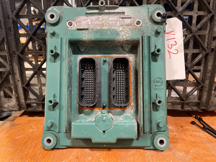 VOLVO ECU 21900545 - ECU עבור משאית: תמונה 2 VOLVO ECU 21900545 - ECU עבור משאית: תמונה 2