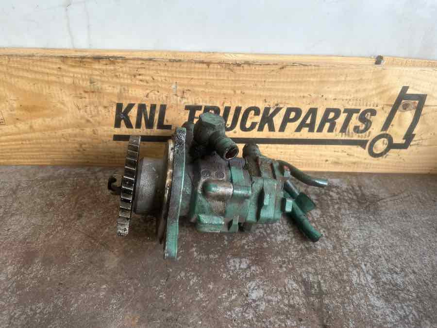 VOLVO STEERING PUMP 21110365 - היגוי עבור משאית: תמונה 1 VOLVO STEERING PUMP 21110365 - היגוי עבור משאית: תמונה 1
