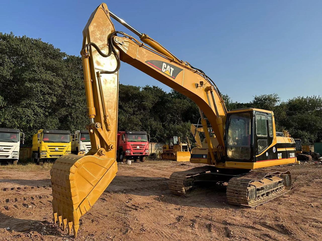 CAT 320B excavator - מחפר סורק: תמונה 5 CAT 320B excavator - מחפר סורק: תמונה 5