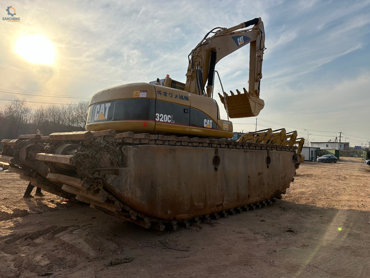 CAT 320CL - מחפר אמפיבי: תמונה 2 CAT 320CL - מחפר אמפיבי: תמונה 2