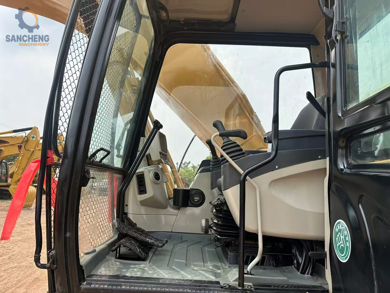 מחפר סורק CAT 325 CL: תמונה 9