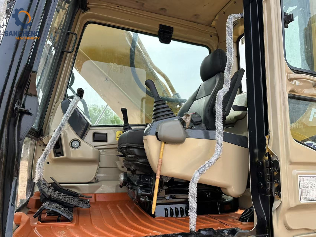 מחפר סורק CAT 330BL: תמונה 10