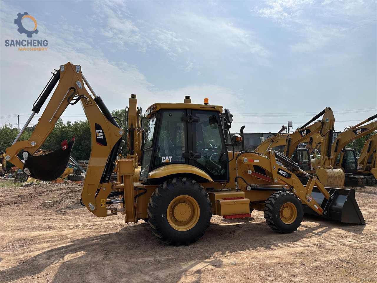 CAT 420F2 - מחפרון: תמונה 1 CAT 420F2 - מחפרון: תמונה 1