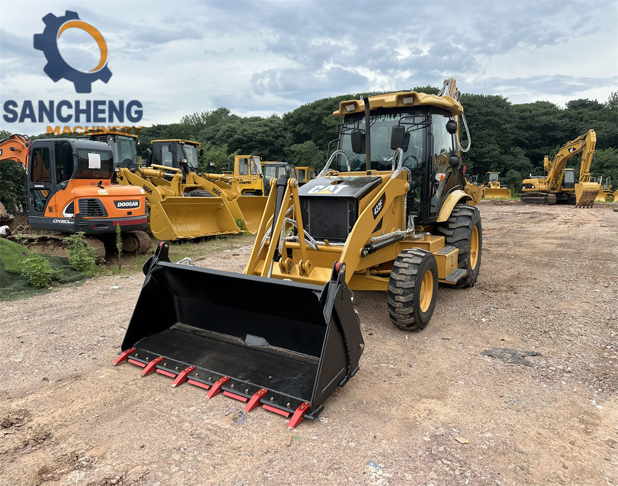 CAT 432F - מחפרון: תמונה 2 CAT 432F - מחפרון: תמונה 2