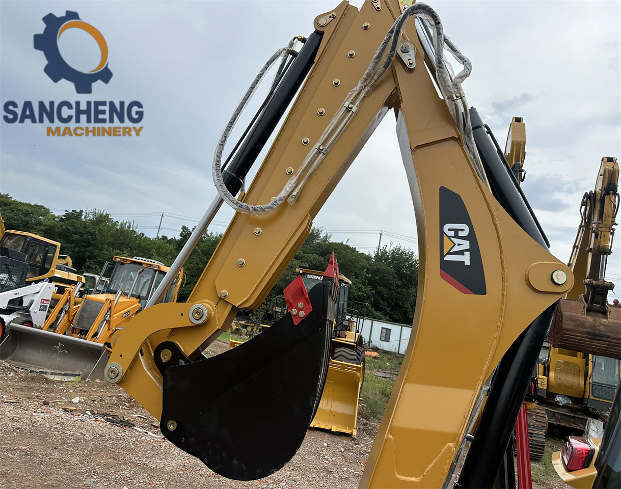 CAT 432F - מחפרון: תמונה 4 CAT 432F - מחפרון: תמונה 4