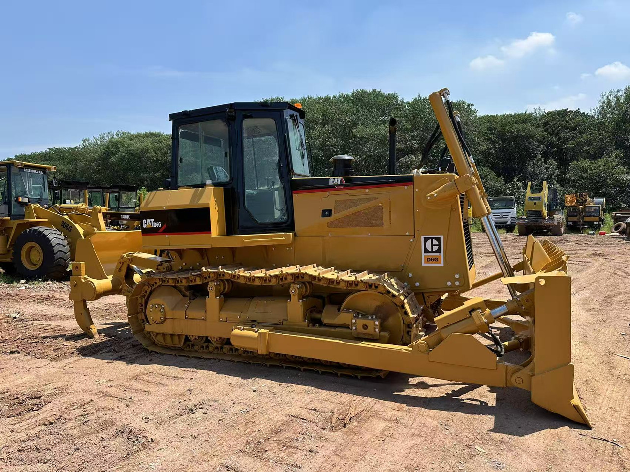 CAT D6G bulldozer - דחפור: תמונה 2 CAT D6G bulldozer - דחפור: תמונה 2