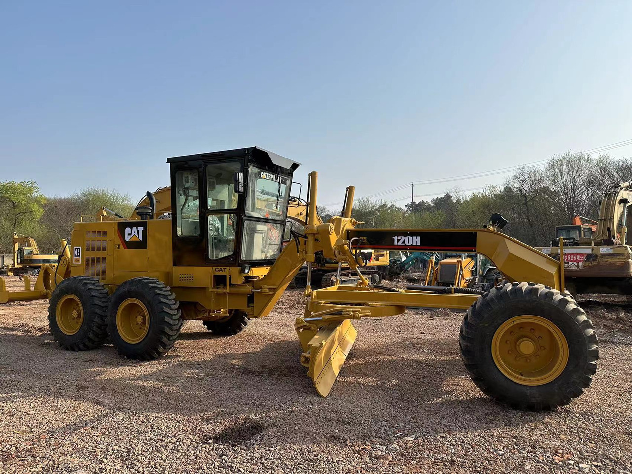 CATERPILLAR 120H motor grader - מפלסת: תמונה 5 CATERPILLAR 120H motor grader - מפלסת: תמונה 5