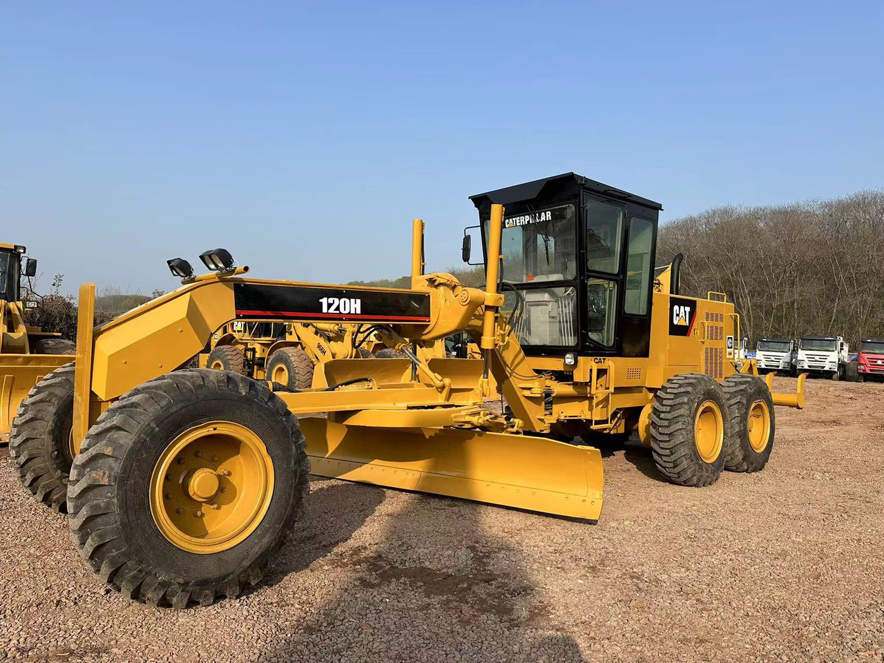 CATERPILLAR 120H - מפלסת: תמונה 1 CATERPILLAR 120H - מפלסת: תמונה 1