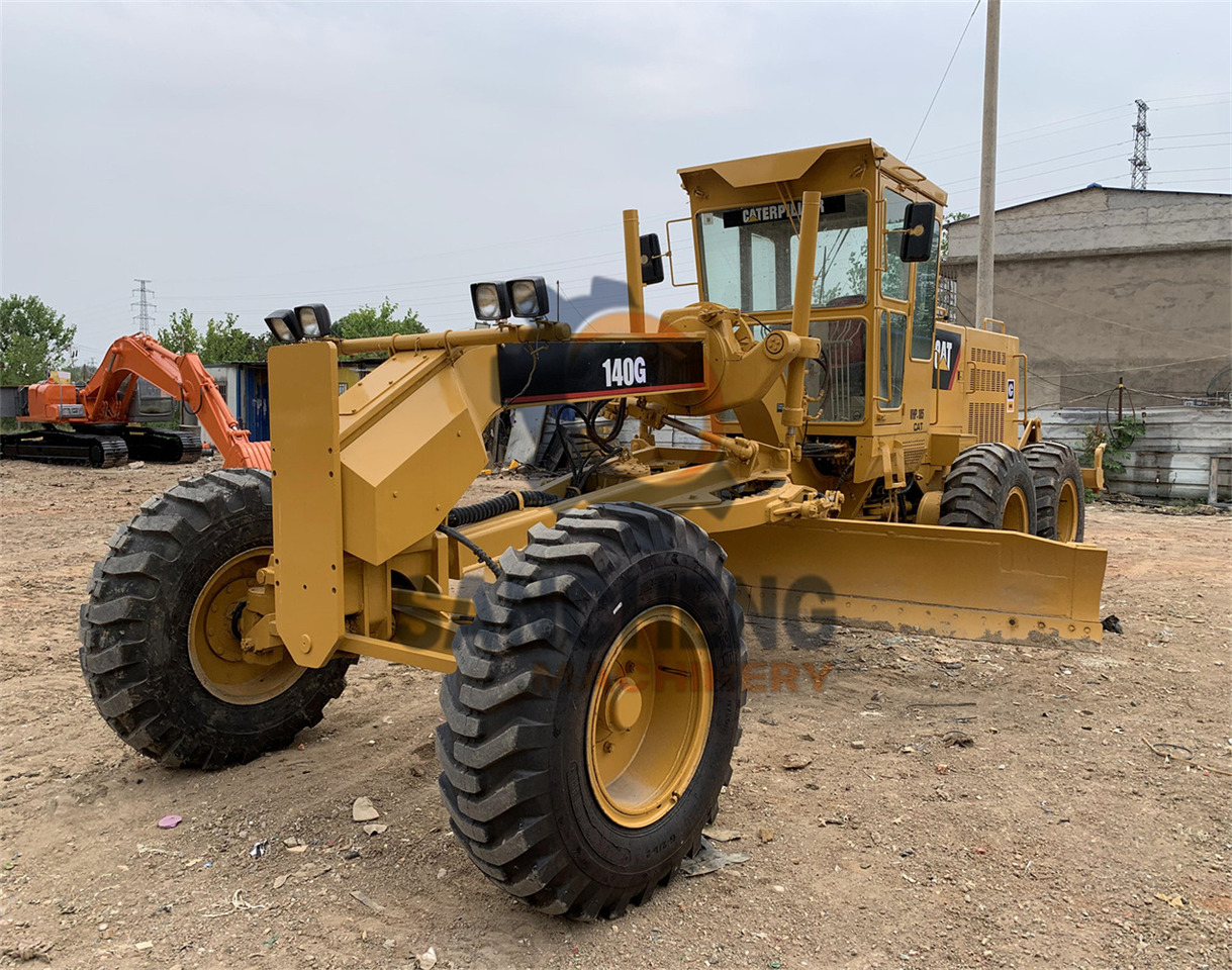 CATERPILLAR 140G - מפלסת: תמונה 1 CATERPILLAR 140G - מפלסת: תמונה 1