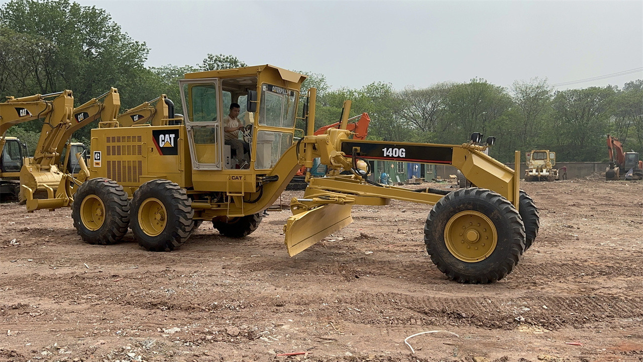 CATERPILLAR 140G - מפלסת: תמונה 4 CATERPILLAR 140G - מפלסת: תמונה 4