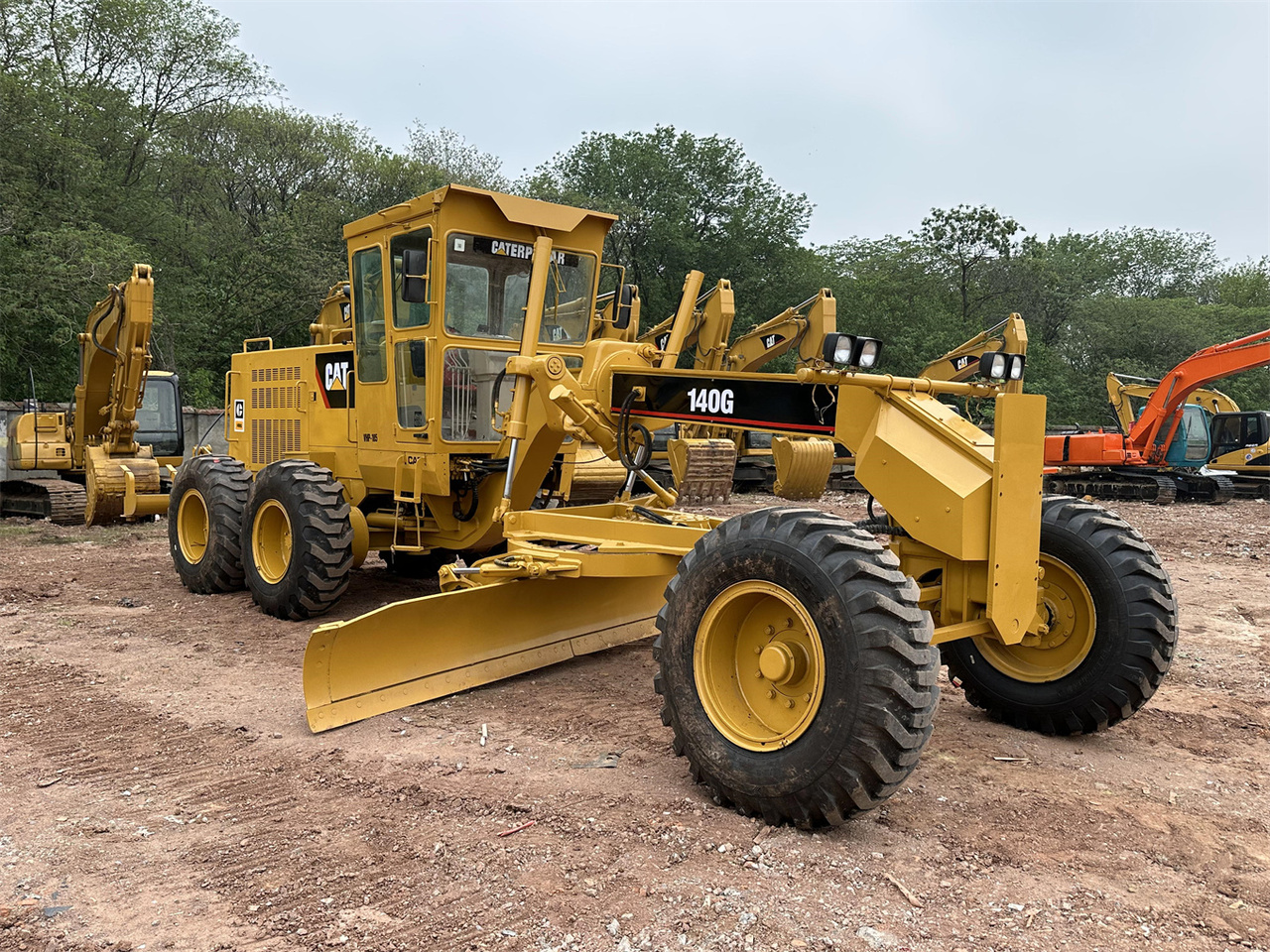 CATERPILLAR 140G - מפלסת: תמונה 2 CATERPILLAR 140G - מפלסת: תמונה 2