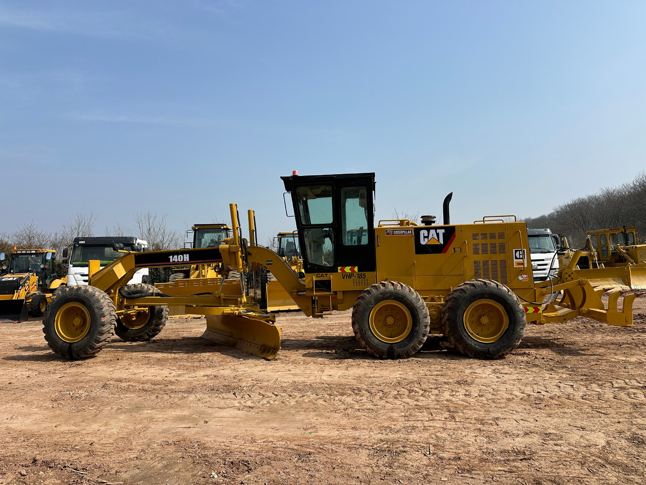 CATERPILLAR 140H - מפלסת: תמונה 1 CATERPILLAR 140H - מפלסת: תמונה 1