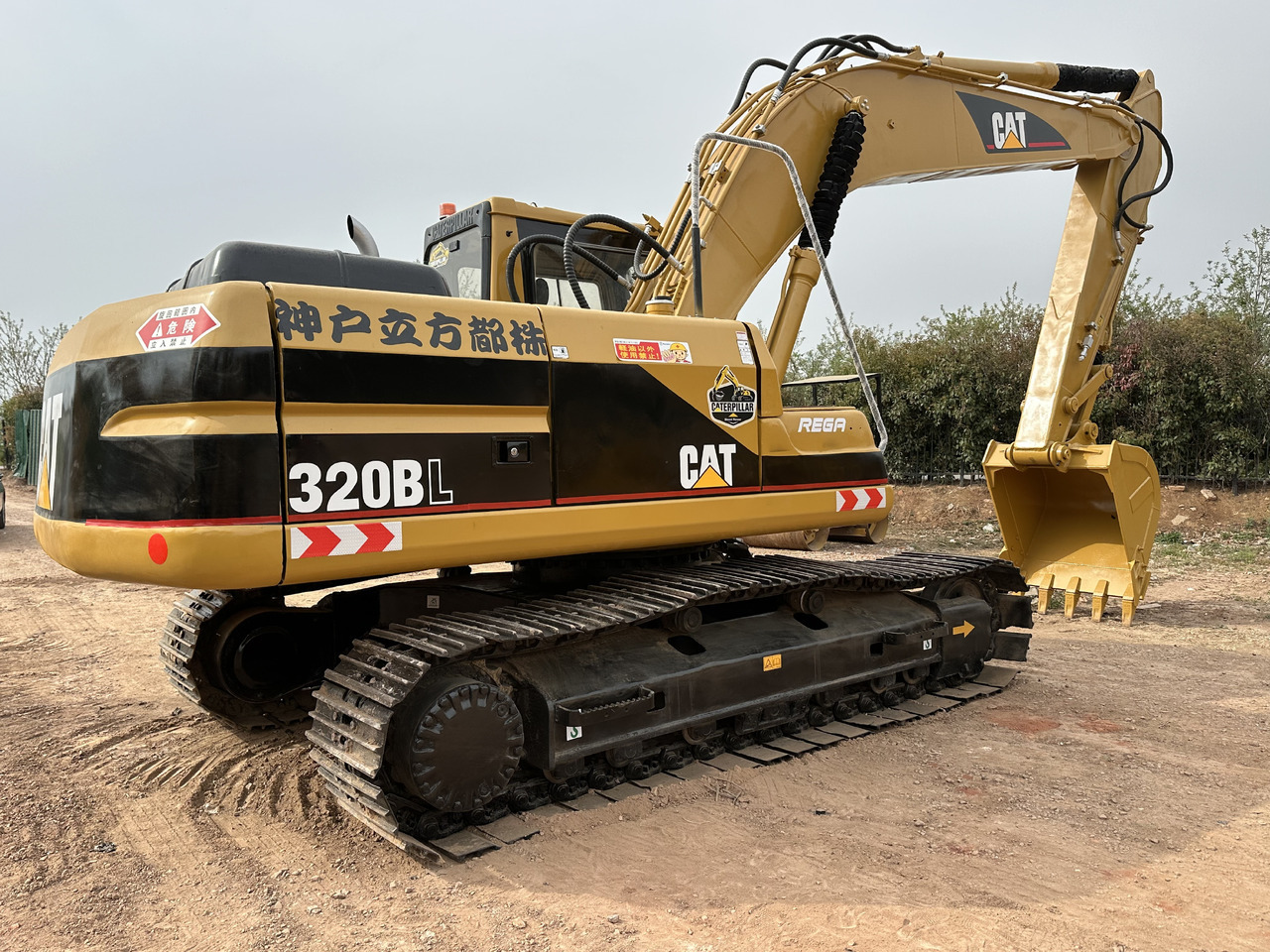 CATERPILLAR 320BL - מחפר סורק: תמונה 4 CATERPILLAR 320BL - מחפר סורק: תמונה 4