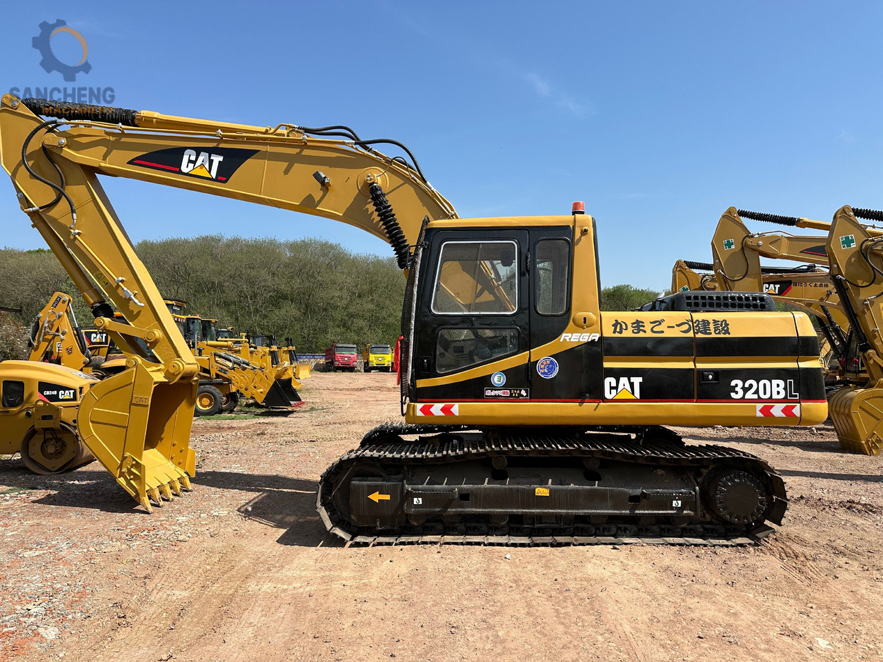 CATERPILLAR 320BL - מחפר סורק: תמונה 1 CATERPILLAR 320BL - מחפר סורק: תמונה 1