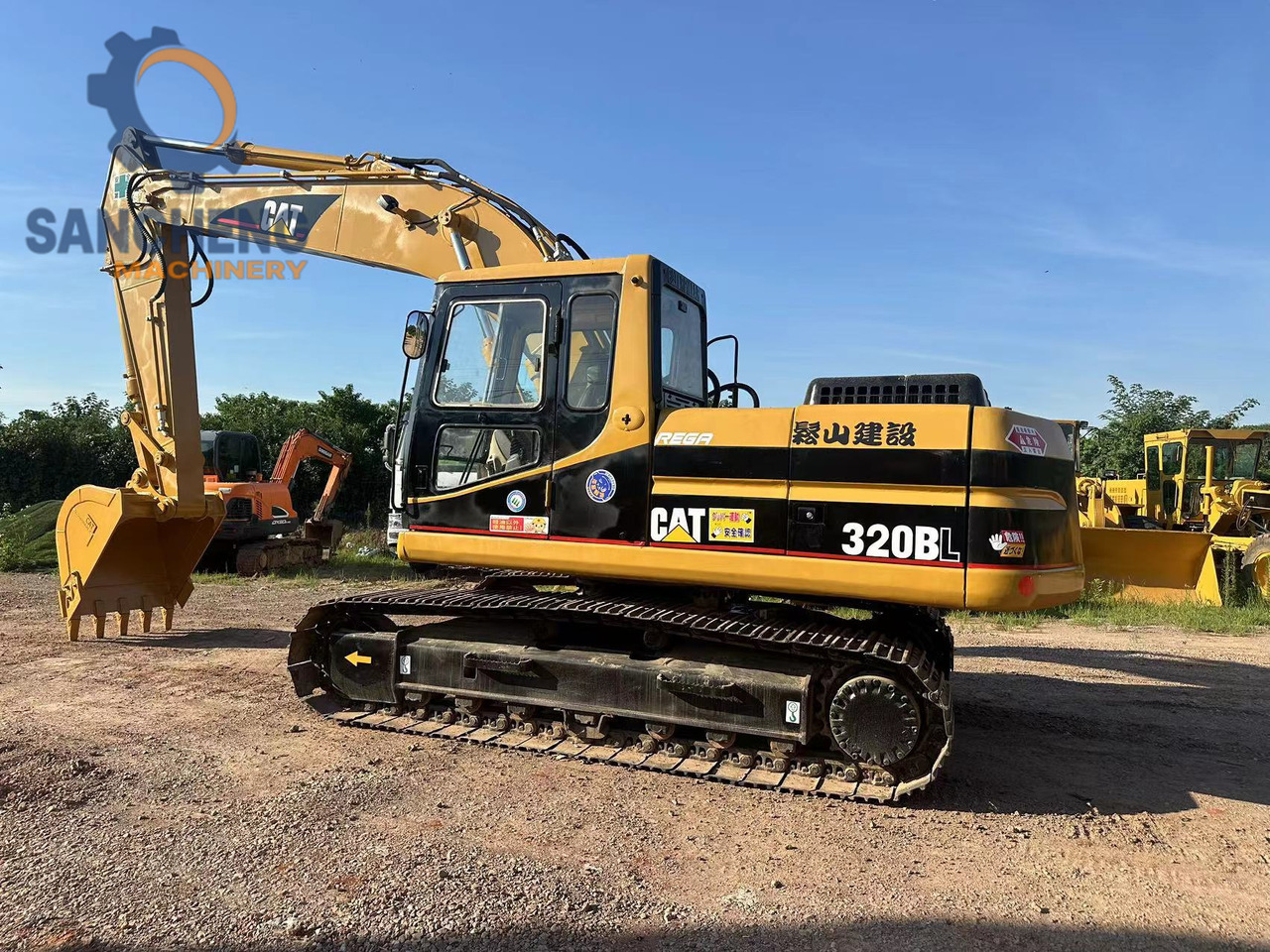 CATERPILLAR 320BL - מחפר סורק: תמונה 2 CATERPILLAR 320BL - מחפר סורק: תמונה 2