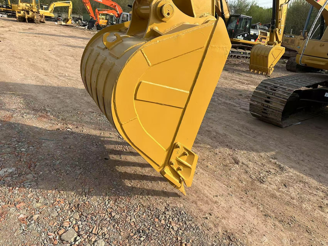 מחפר סורק CATERPILLAR 320CL crawler excavator: תמונה 7 מחפר סורק CATERPILLAR 320CL crawler excavator: תמונה 7