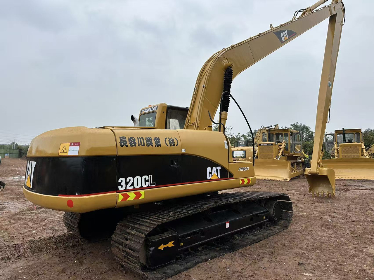 CATERPILLAR 320CL long reach excavator - מחפר סורק: תמונה 1 CATERPILLAR 320CL long reach excavator - מחפר סורק: תמונה 1