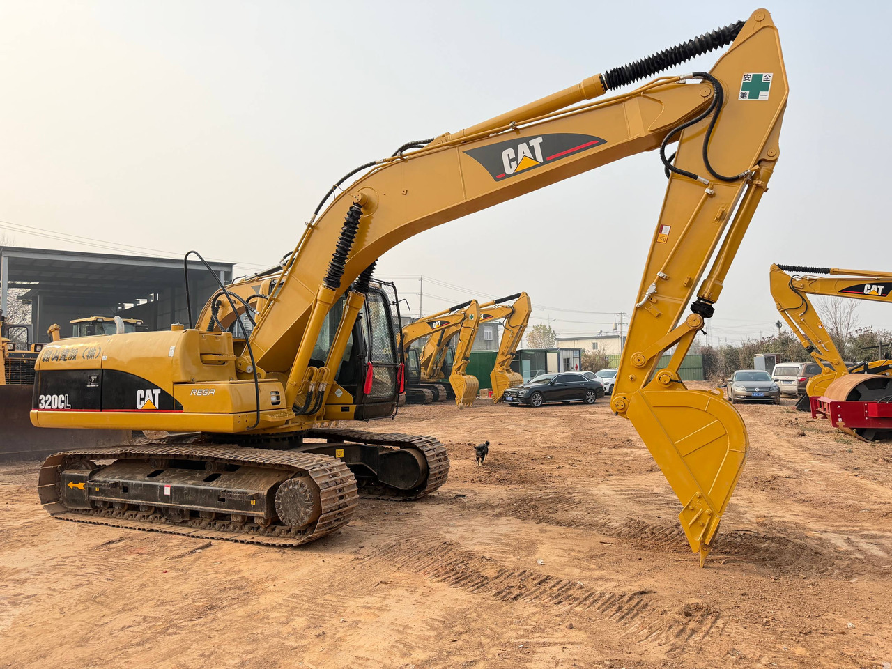 CATERPILLAR 320CL - מחפר: תמונה 4 CATERPILLAR 320CL - מחפר: תמונה 4