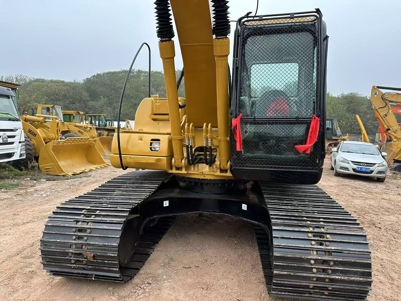 מחפר סורק CATERPILLAR 320CL: תמונה 9