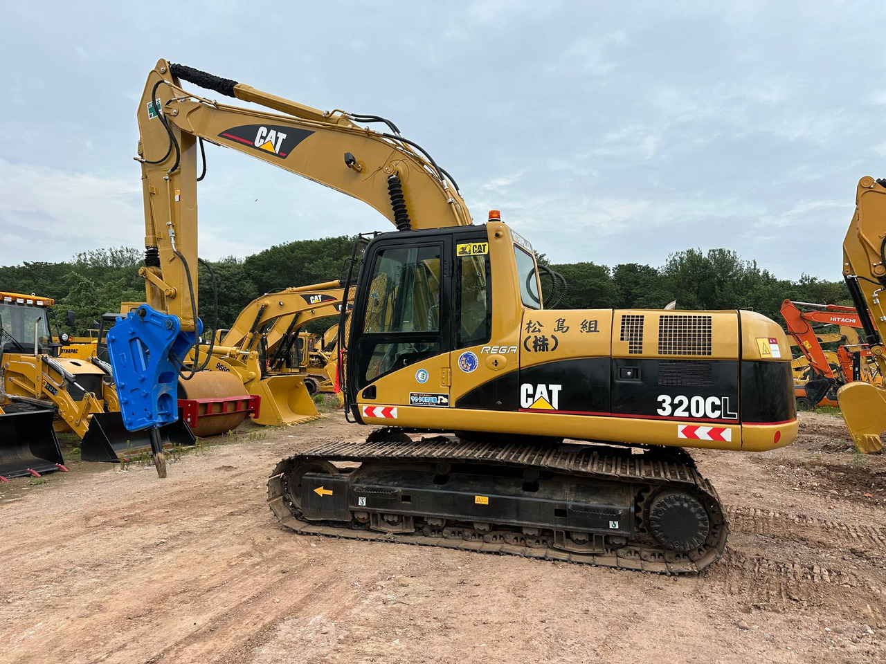 CATERPILLAR 320CL - מחפר סורק: תמונה 4 CATERPILLAR 320CL - מחפר סורק: תמונה 4