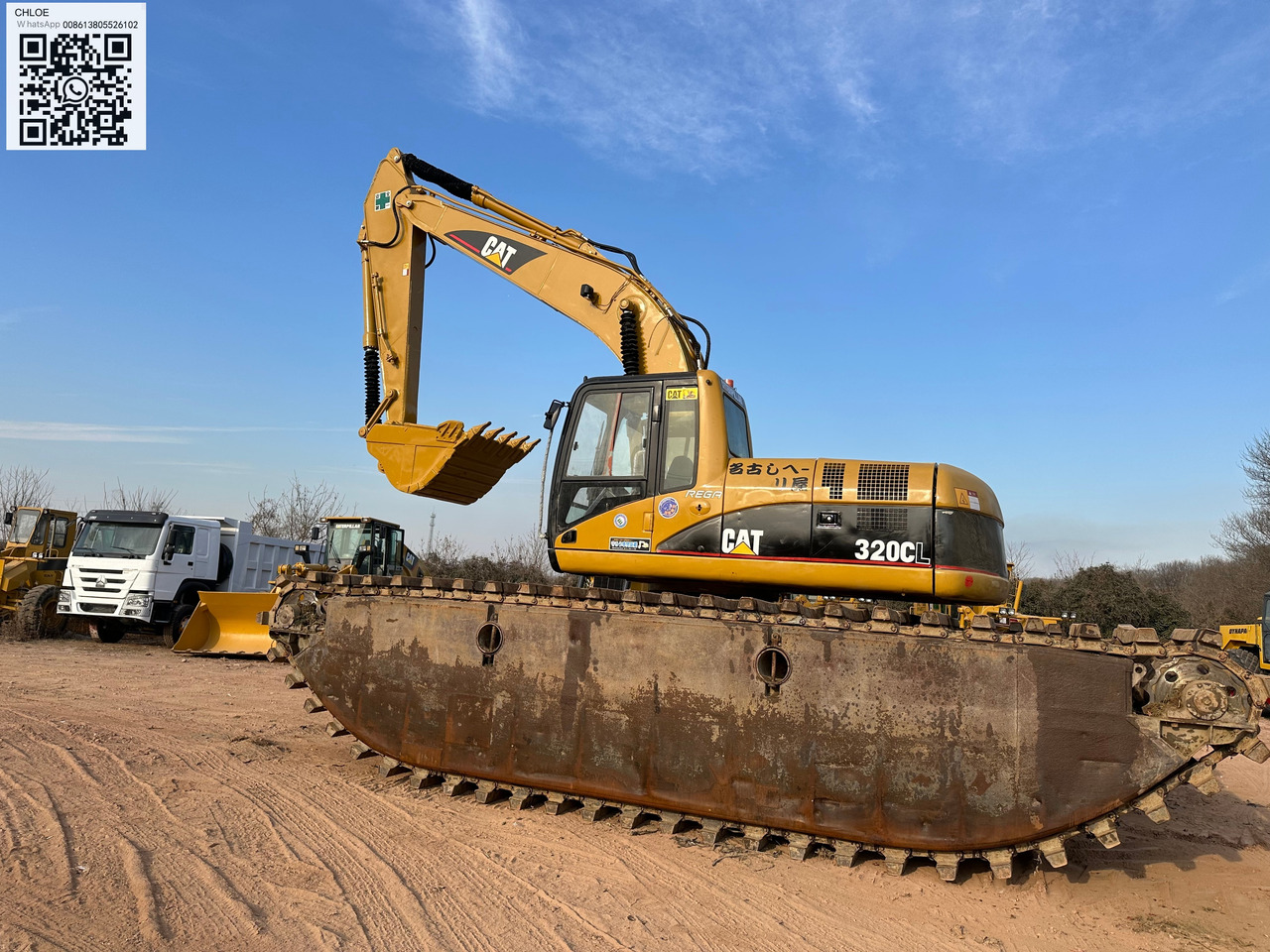 CATERPILLAR 320CL - מחפר אמפיבי: תמונה 1 CATERPILLAR 320CL - מחפר אמפיבי: תמונה 1