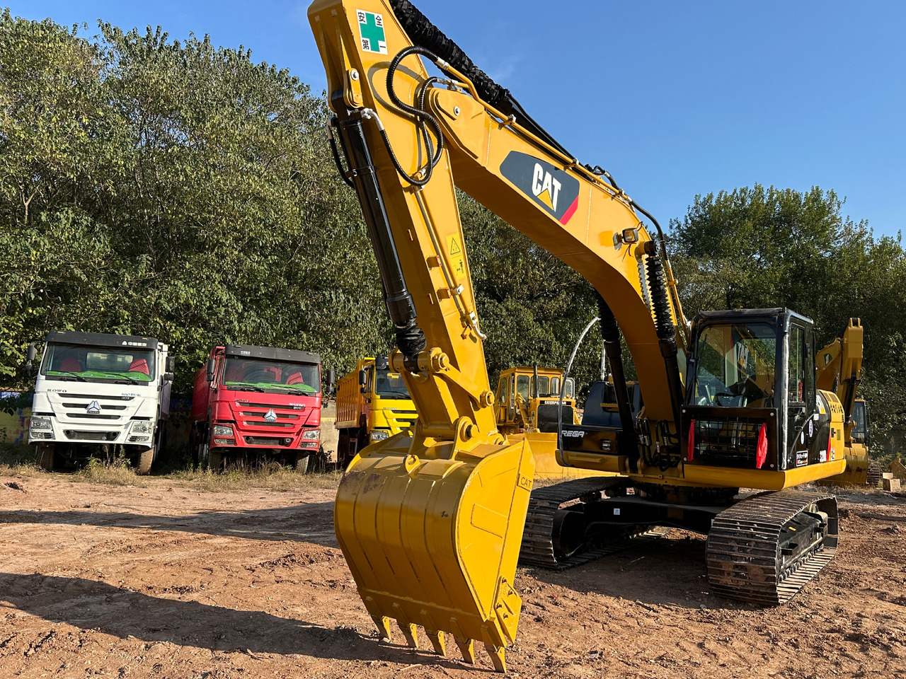 CATERPILLAR 320D2L excavator - מחפר סורק: תמונה 3 CATERPILLAR 320D2L excavator - מחפר סורק: תמונה 3
