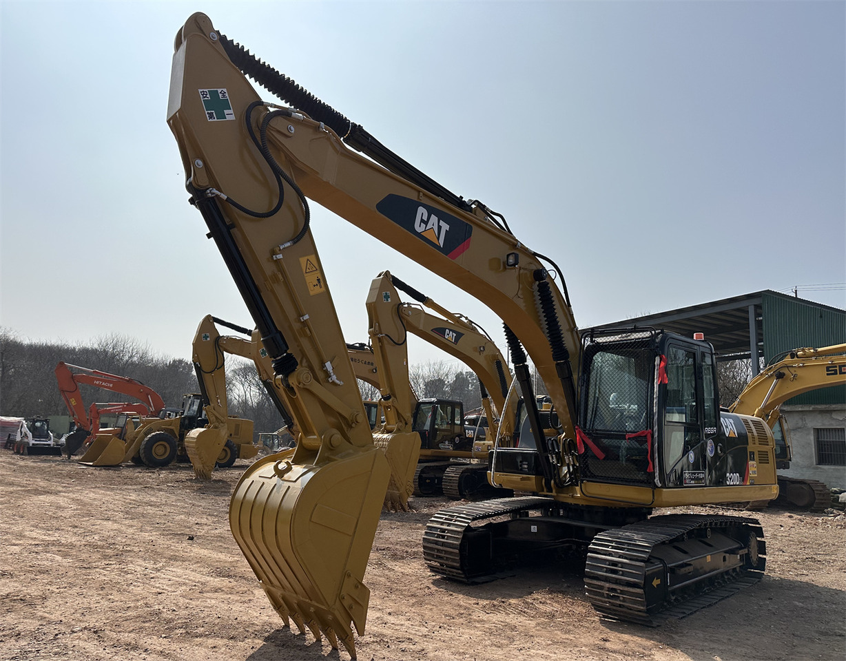 CATERPILLAR 320D2L - מחפר סורק: תמונה 5 CATERPILLAR 320D2L - מחפר סורק: תמונה 5