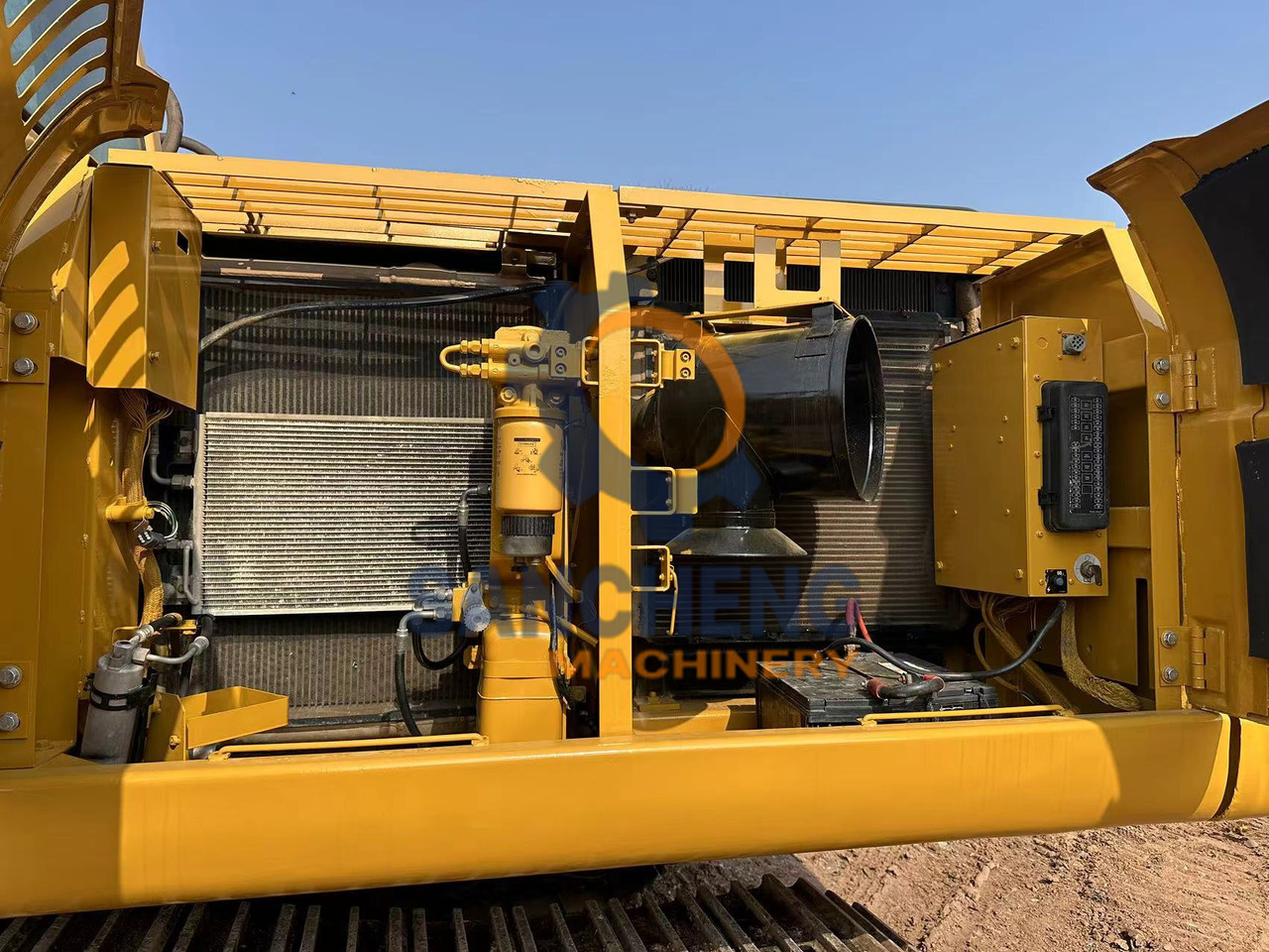 מחפר סורק CATERPILLAR 325CL: תמונה 7