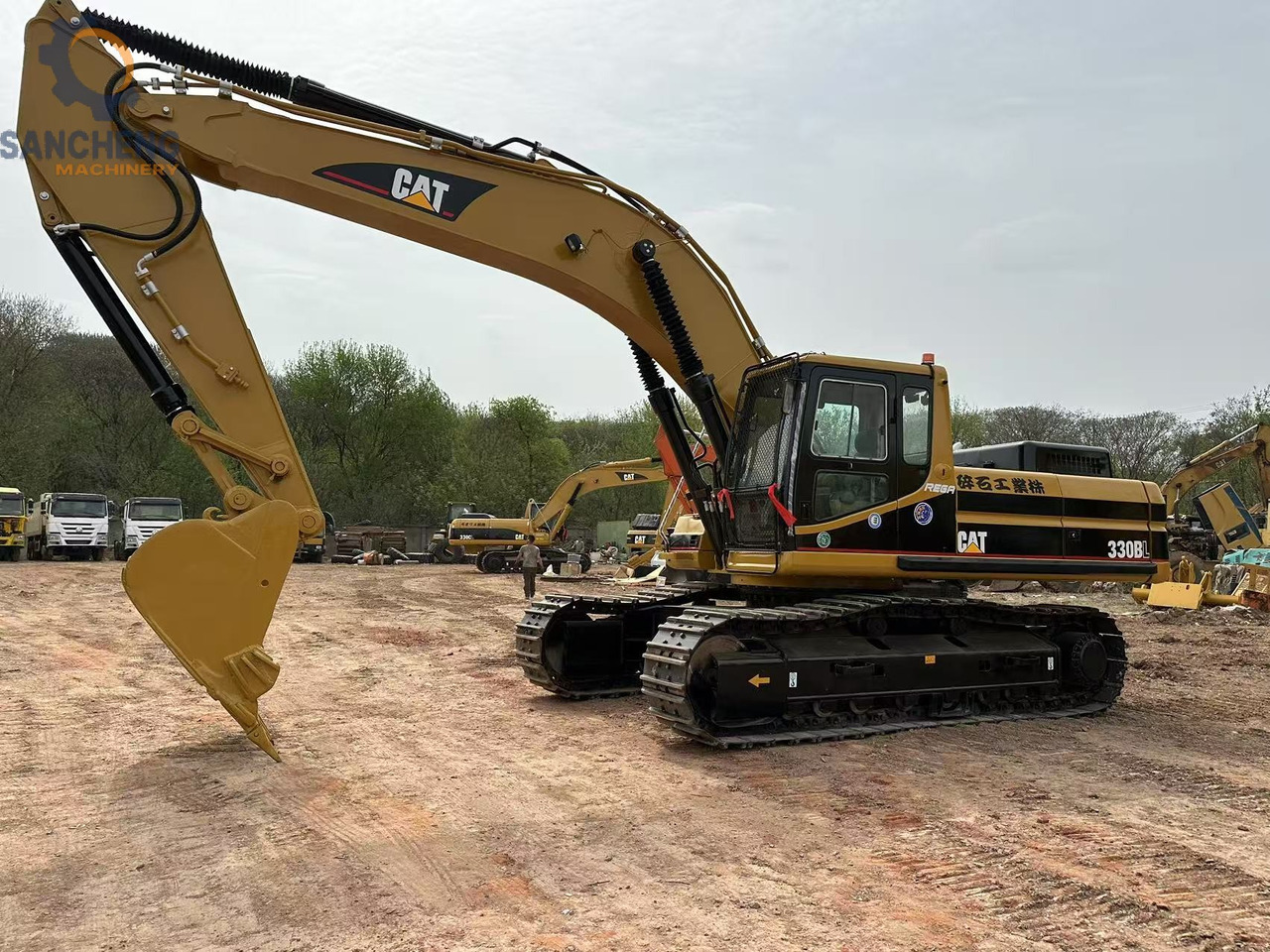 CATERPILLAR 330BL - מחפר סורק: תמונה 4 CATERPILLAR 330BL - מחפר סורק: תמונה 4