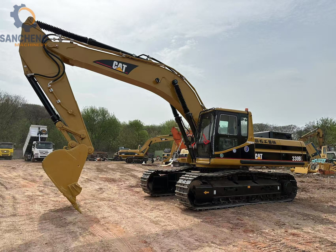 CATERPILLAR 330BL - מחפר סורק: תמונה 1 CATERPILLAR 330BL - מחפר סורק: תמונה 1