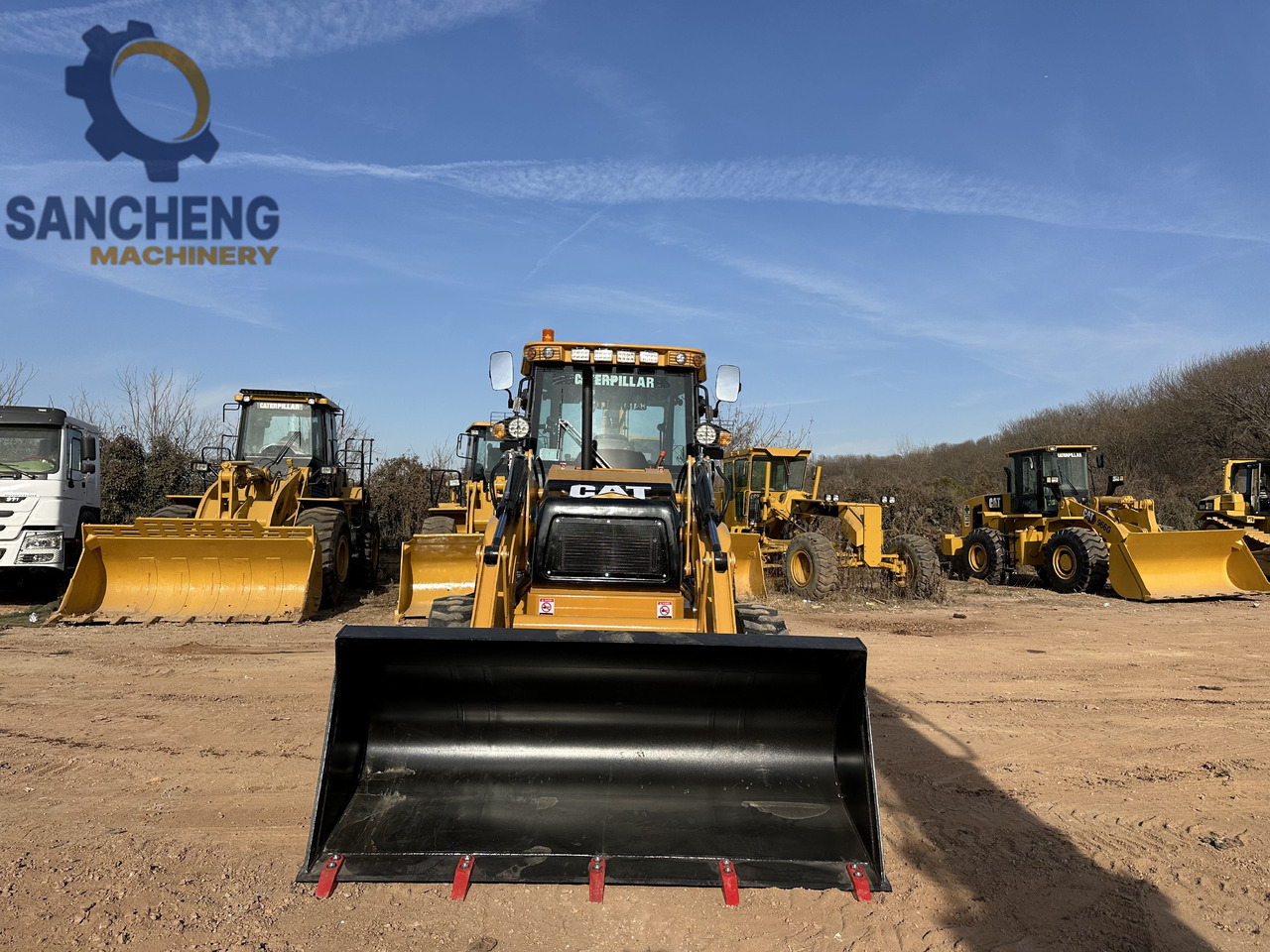 CATERPILLAR 420F2 - מחפרון: תמונה 4 CATERPILLAR 420F2 - מחפרון: תמונה 4