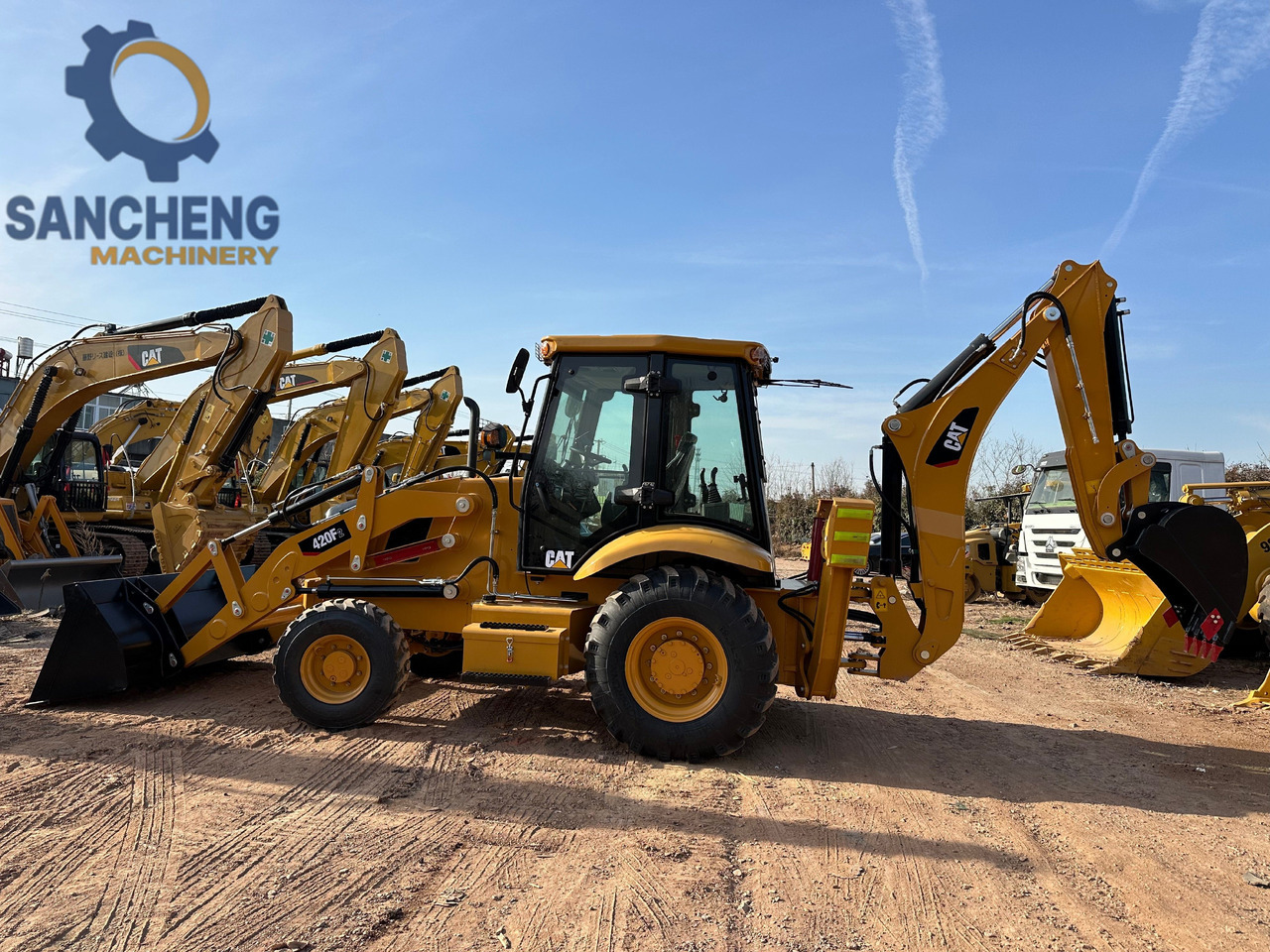 CATERPILLAR 420F2 - מחפרון: תמונה 1 CATERPILLAR 420F2 - מחפרון: תמונה 1