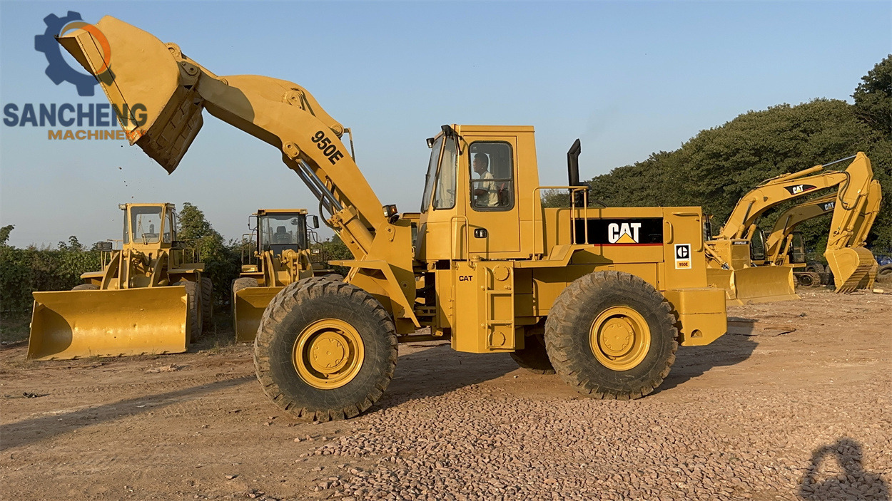 CATERPILLAR 950E - מעמיס גלגלים: תמונה 1 CATERPILLAR 950E - מעמיס גלגלים: תמונה 1
