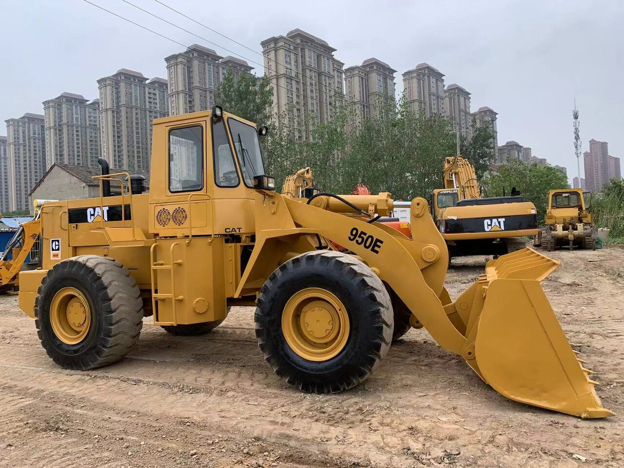 CATERPILLAR 950E - מעמיס גלגלים: תמונה 2 CATERPILLAR 950E - מעמיס גלגלים: תמונה 2