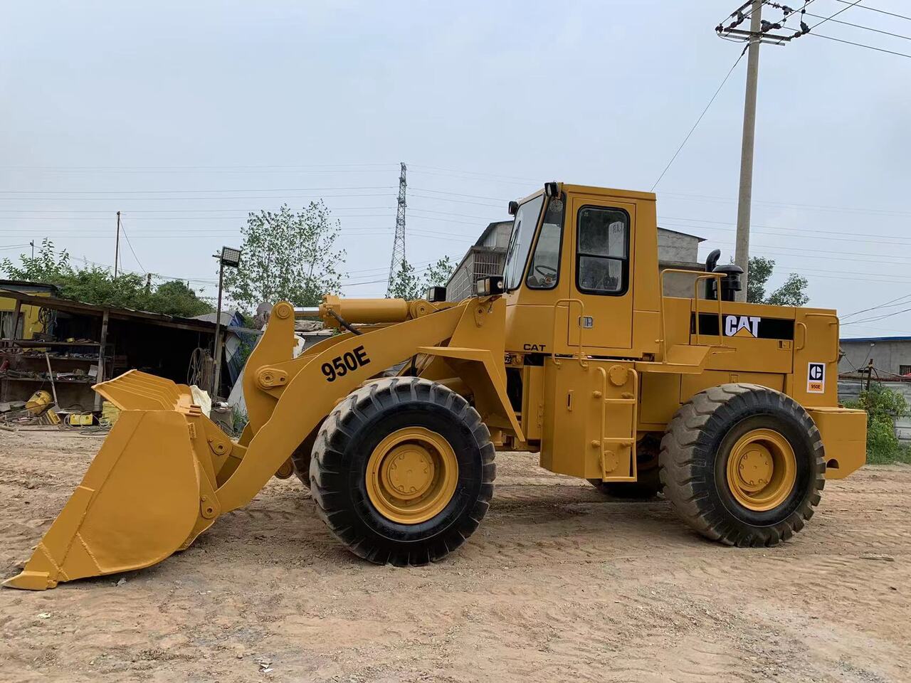CATERPILLAR 950E - מעמיס גלגלים: תמונה 2 CATERPILLAR 950E - מעמיס גלגלים: תמונה 2