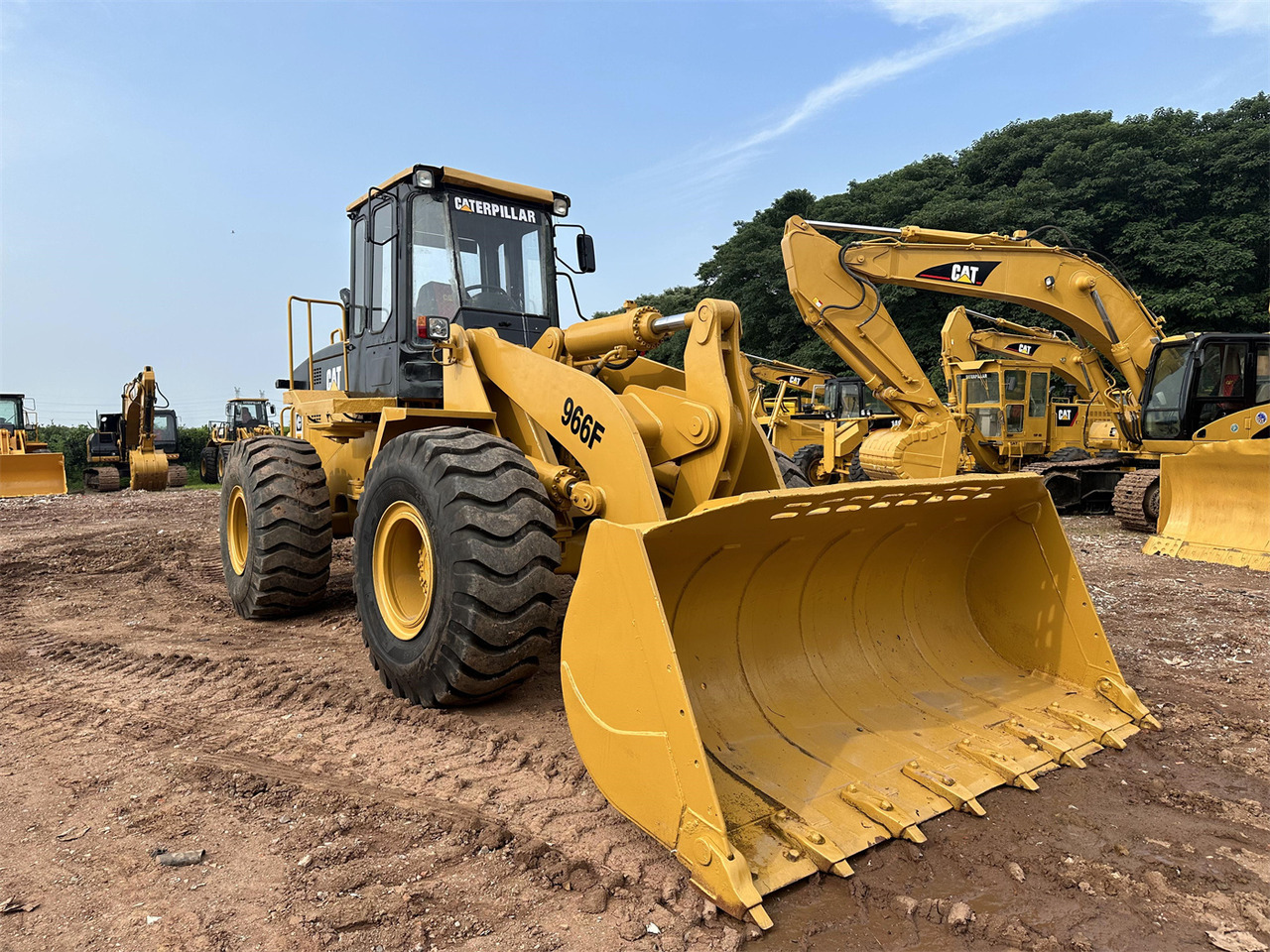 CATERPILLAR 966F - מעמיס גלגלים: תמונה 2 CATERPILLAR 966F - מעמיס גלגלים: תמונה 2