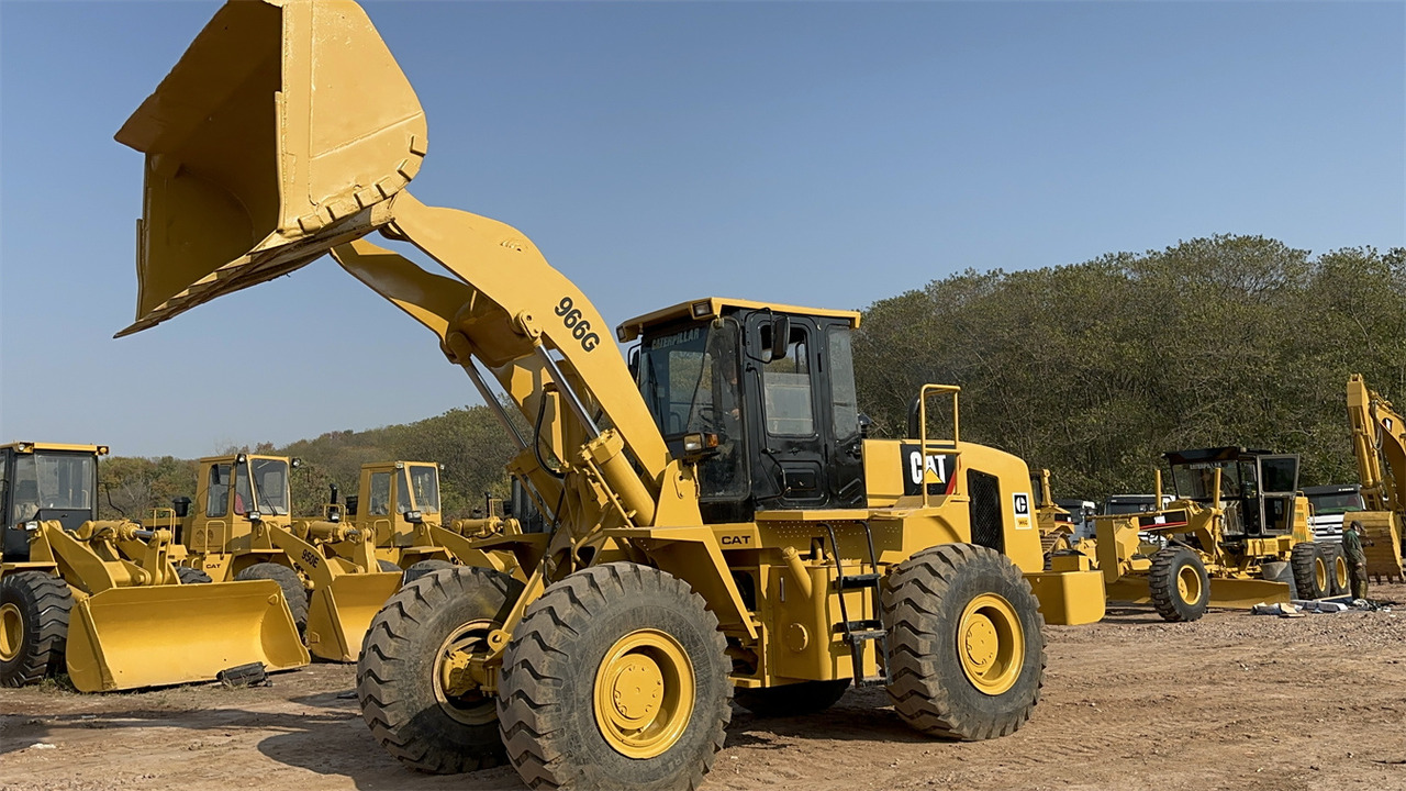 CATERPILLAR 966G - מעמיס גלגלים: תמונה 1 CATERPILLAR 966G - מעמיס גלגלים: תמונה 1