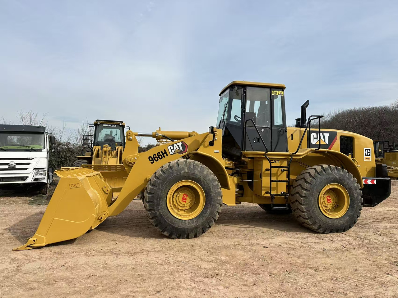 CATERPILLAR 966H - מעמיס גלגלים: תמונה 2 CATERPILLAR 966H - מעמיס גלגלים: תמונה 2