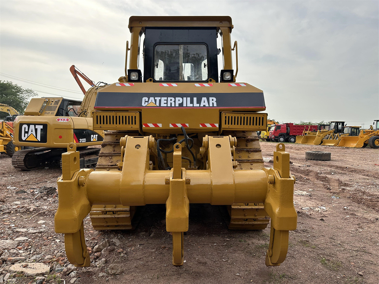 דחפור CATERPILLAR D7R: תמונה 8