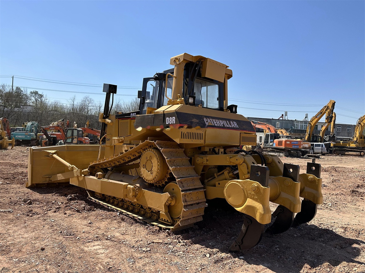 CATERPILLAR D8R - דחפור: תמונה 2 CATERPILLAR D8R - דחפור: תמונה 2