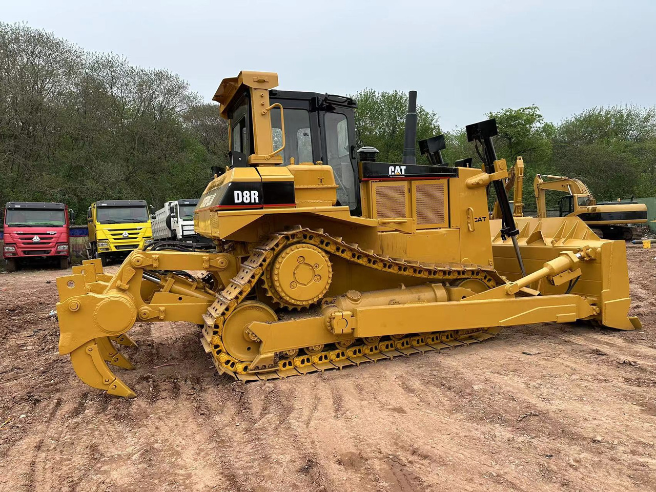 CATERPILLAR D8R - דחפור: תמונה 2 CATERPILLAR D8R - דחפור: תמונה 2