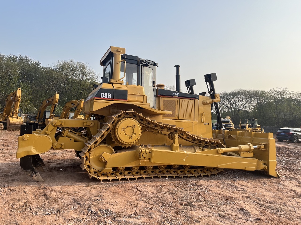 CATERPILLAR D8R - דחפור: תמונה 4 CATERPILLAR D8R - דחפור: תמונה 4
