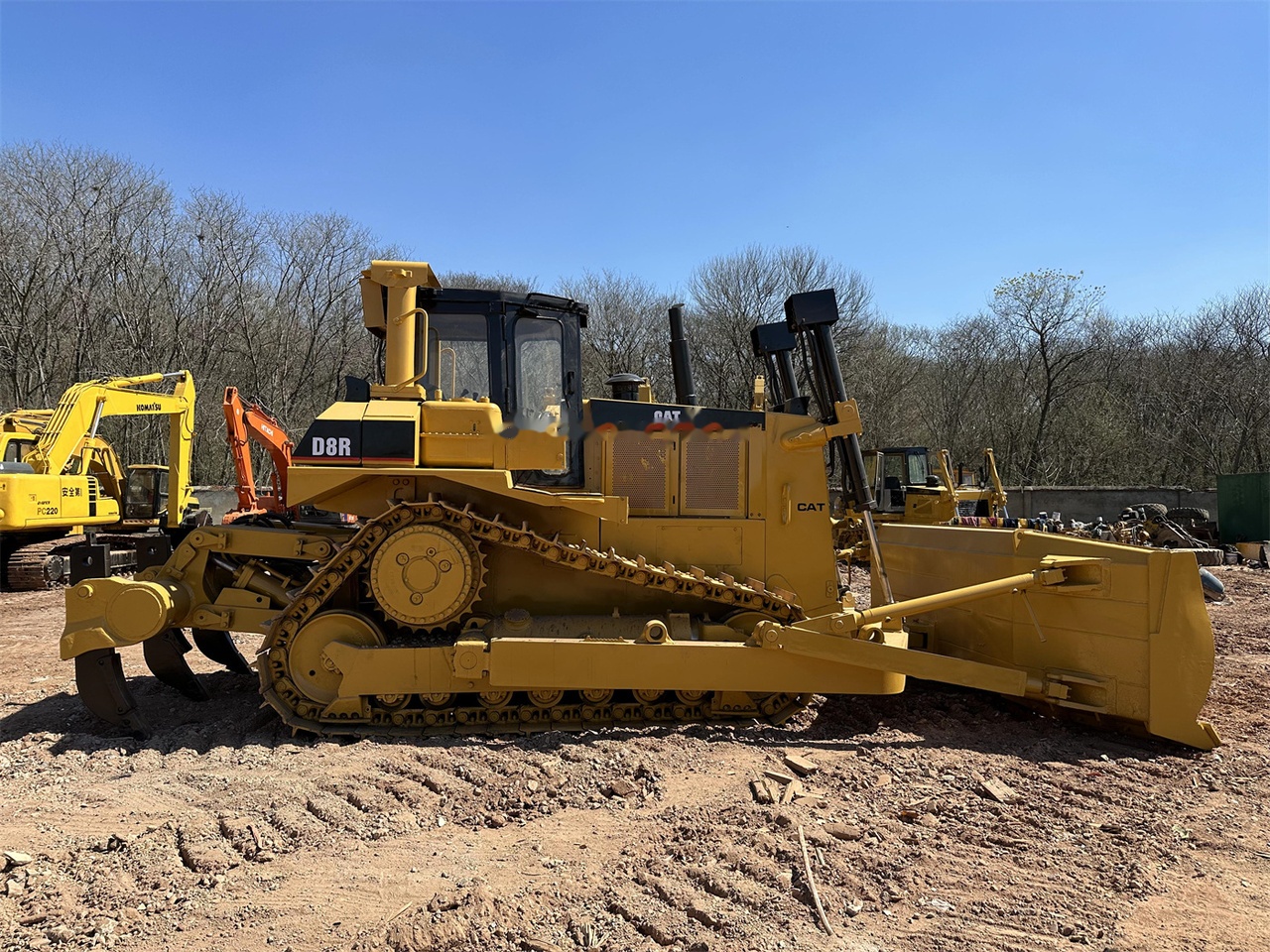 CATERPILLAR D8R - דחפור: תמונה 2 CATERPILLAR D8R - דחפור: תמונה 2