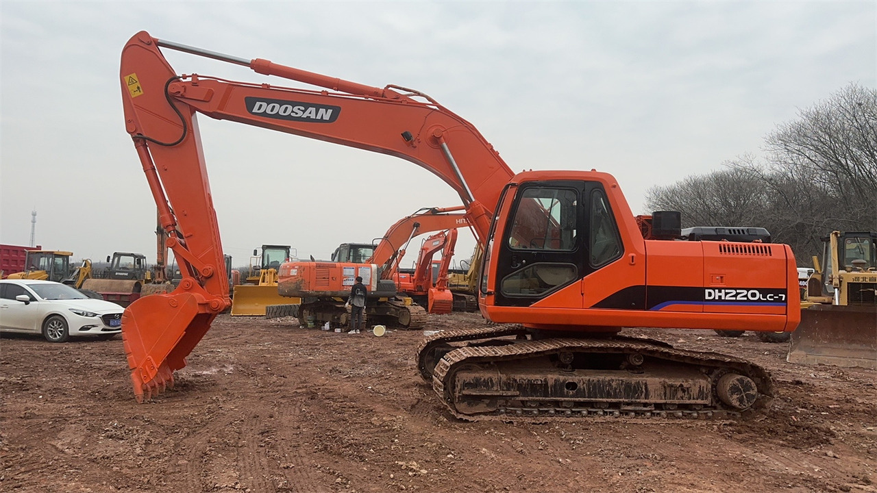 DOOSAN DH220 - מחפר סורק: תמונה 1 DOOSAN DH220 - מחפר סורק: תמונה 1