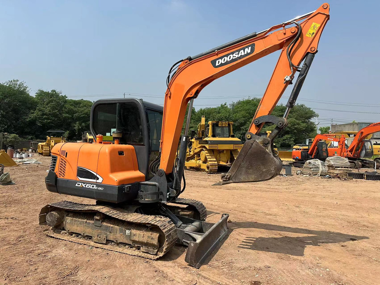DOOSAN DX60 - מיני מחפר: תמונה 4 DOOSAN DX60 - מיני מחפר: תמונה 4