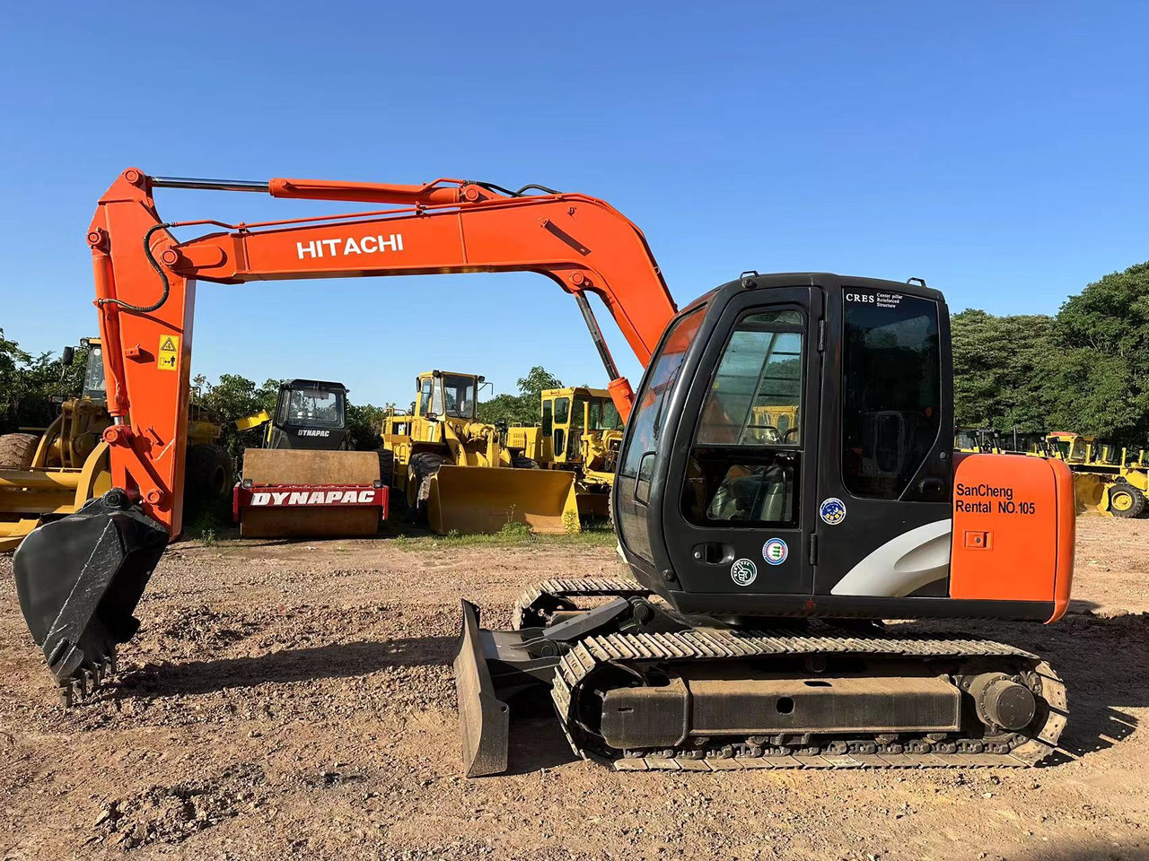 HITACHI ZAXIS ZX70 - מיני מחפר: תמונה 2 HITACHI ZAXIS ZX70 - מיני מחפר: תמונה 2