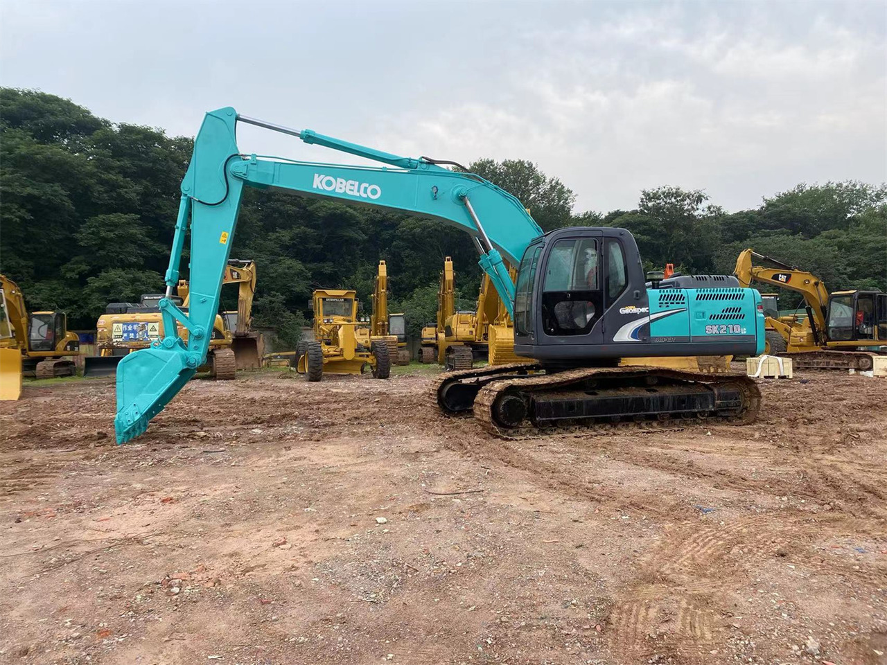 KOBELCO SK210LC-8 - מחפר סורק: תמונה 1 KOBELCO SK210LC-8 - מחפר סורק: תמונה 1
