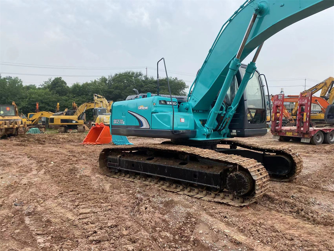 מחפר סורק KOBELCO SK210LC-8: תמונה 7